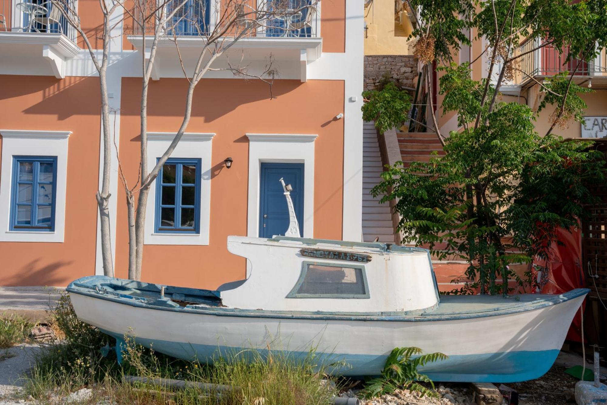 Porto Harani Seaside Apartments Simi Exterior foto